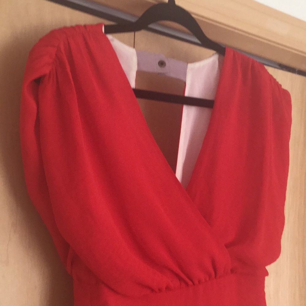 Alice + Olivia V-Neck Mini Dress - Picture 6 of 11